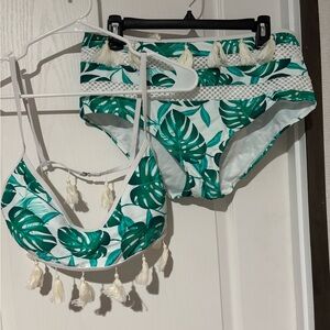 SHEIN Green Leaf Print Bikini with Tassels